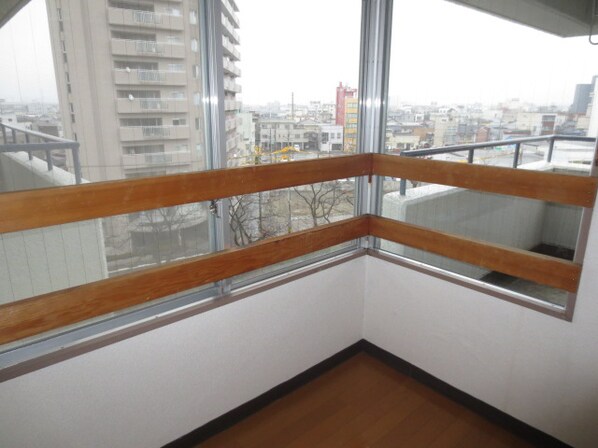 リバーサイド小島の物件内観写真